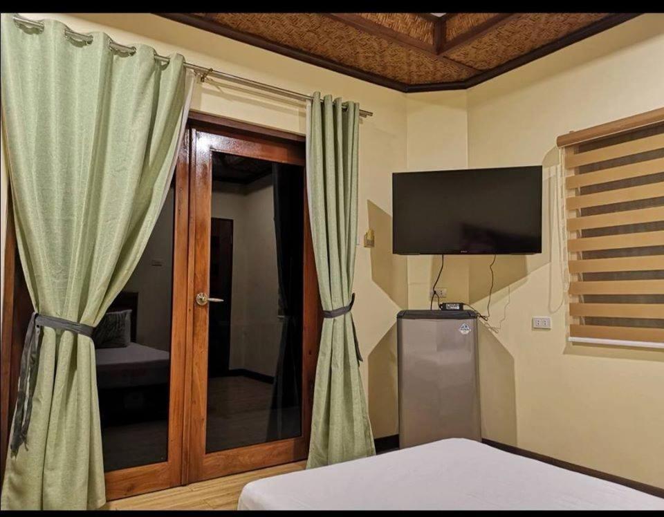 Alona Vikings Lodge 1 ปางเลา ภายนอก รูปภาพ